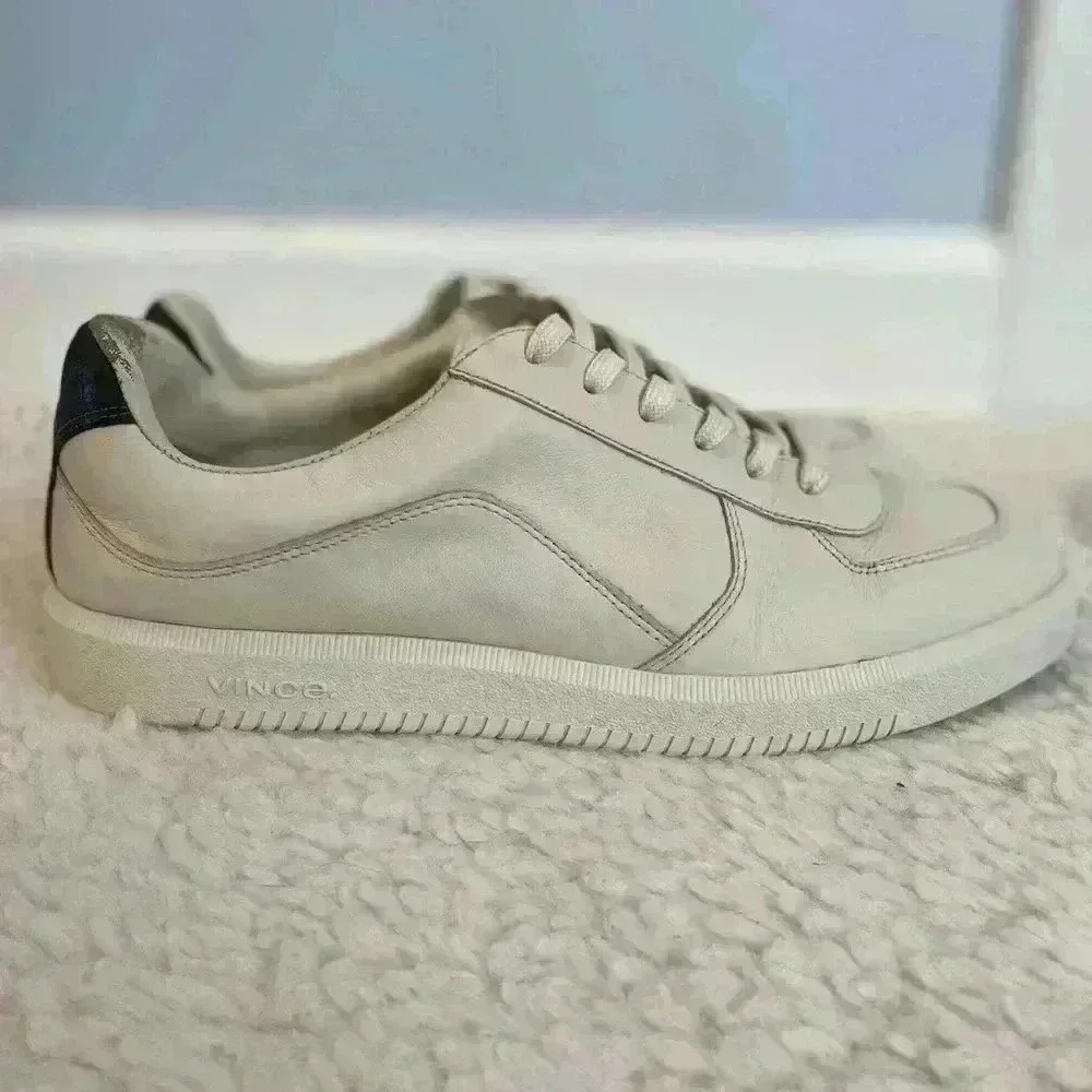 Vince Women’s Aspen‎ Leather Sneakers White Snake Leather Size 8.5